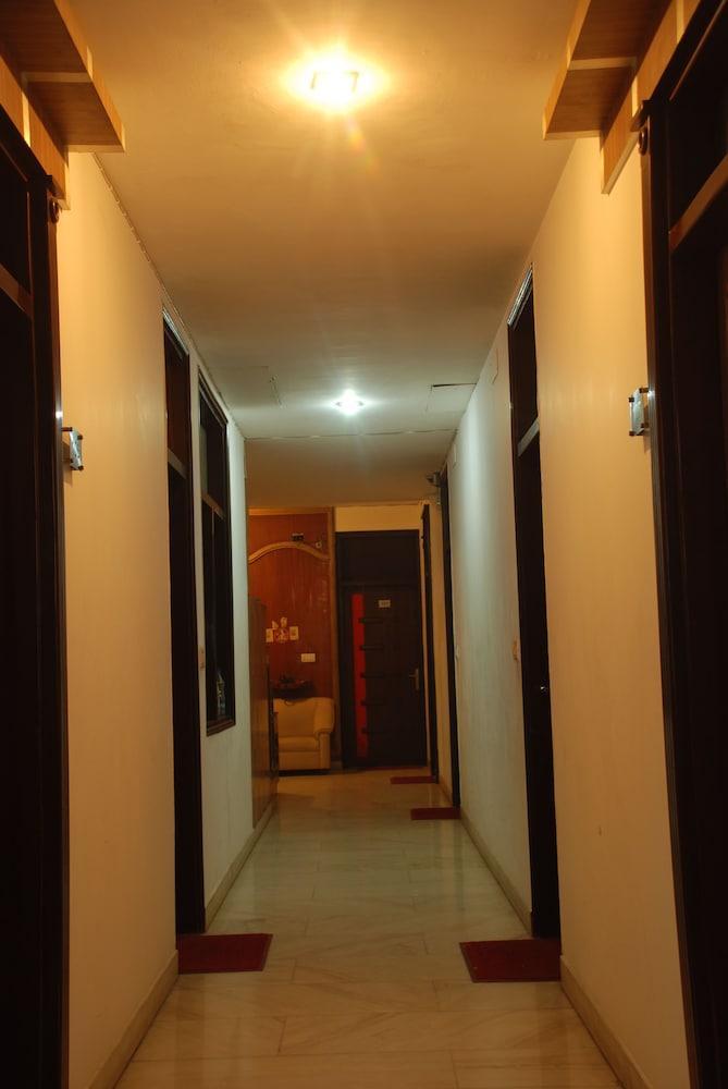 Hotel Baba Inn-By Rcg Hotels New Delhi Exterior photo