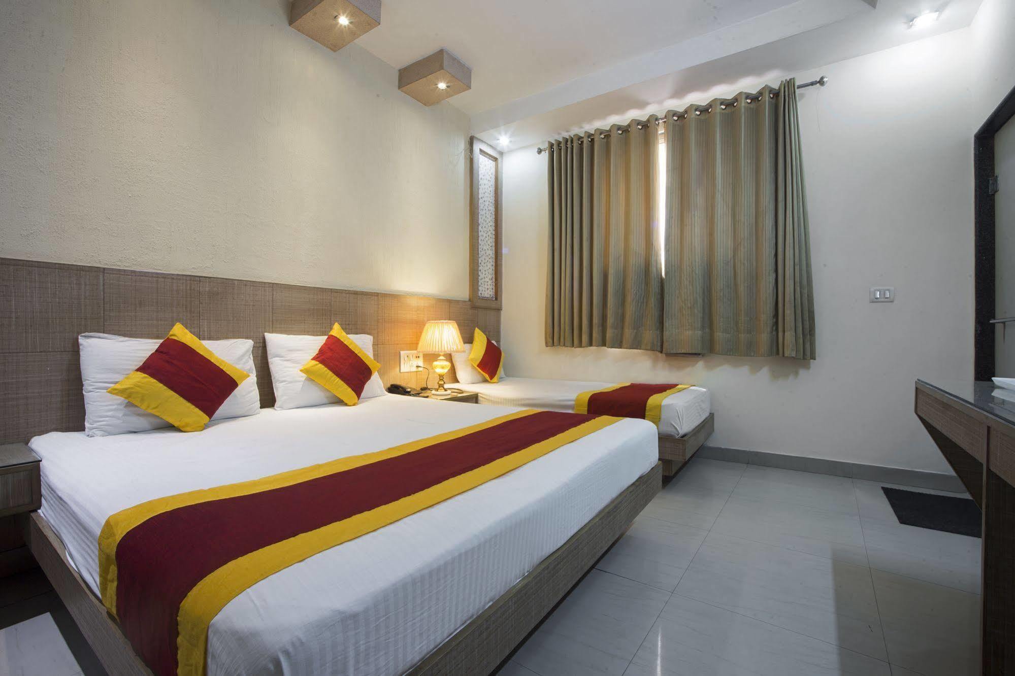 Hotel Baba Inn-By Rcg Hotels New Delhi Exterior photo