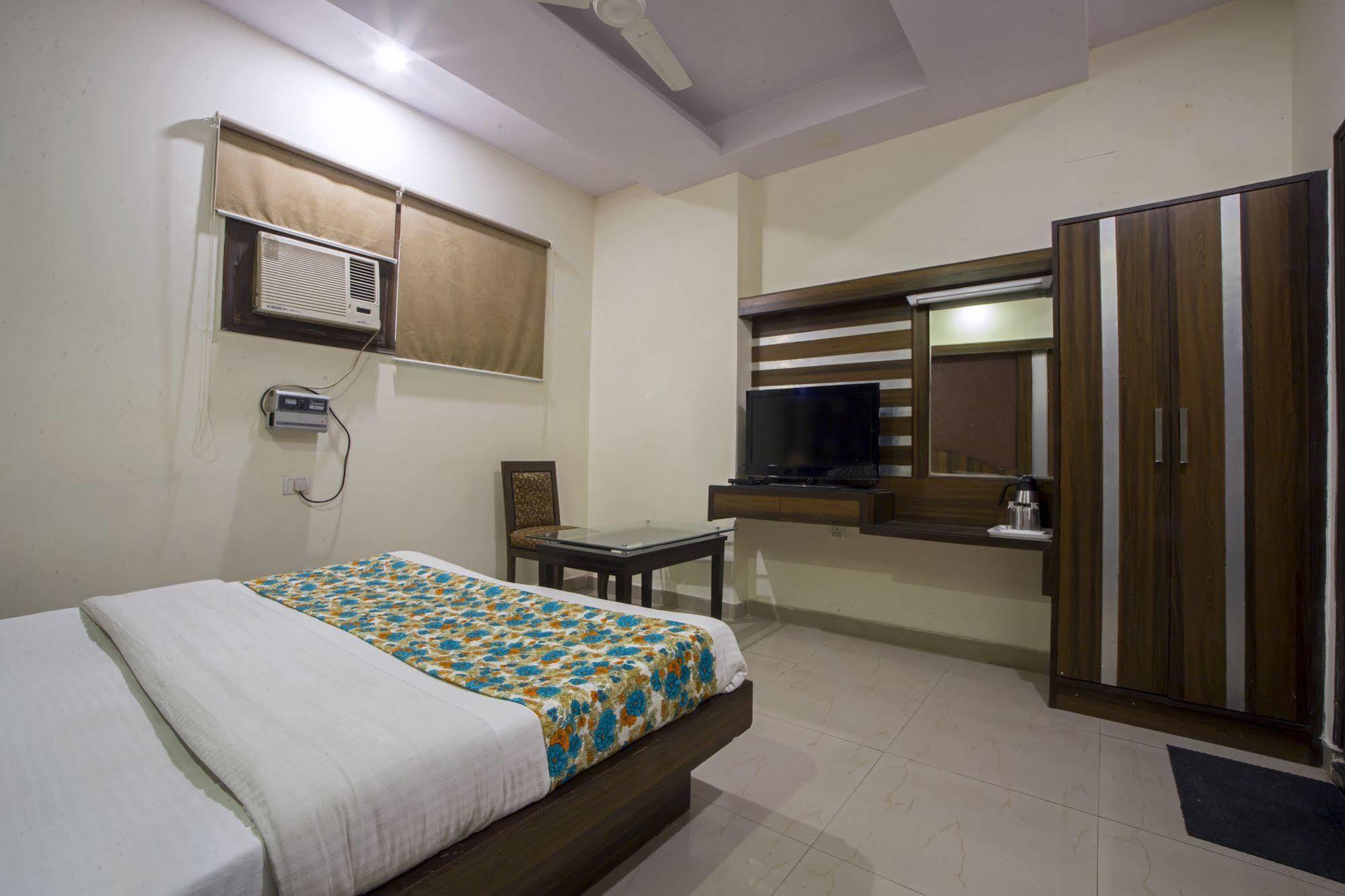Hotel Baba Inn-By Rcg Hotels New Delhi Exterior photo