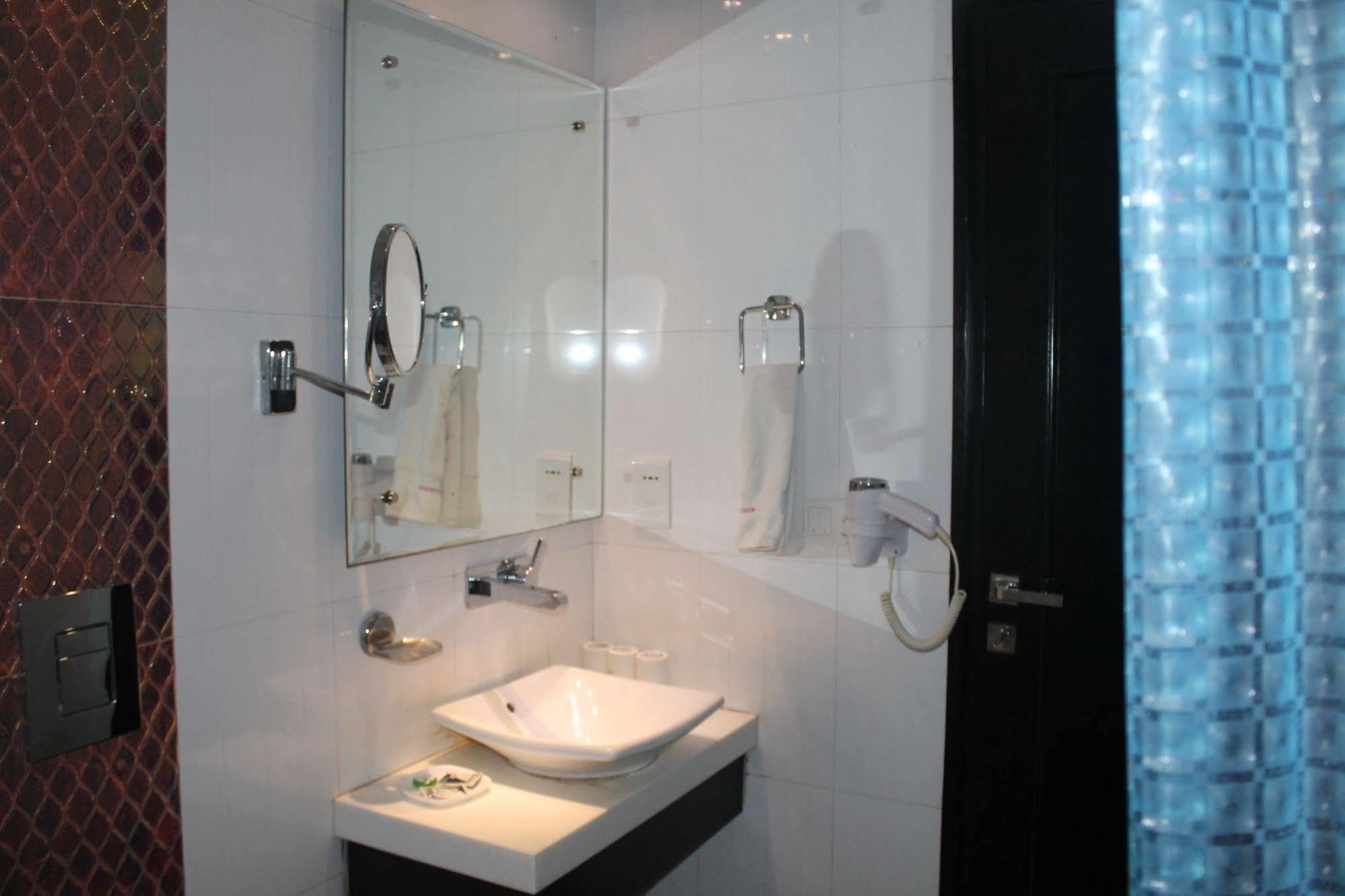 Hotel Baba Inn-By Rcg Hotels New Delhi Exterior photo