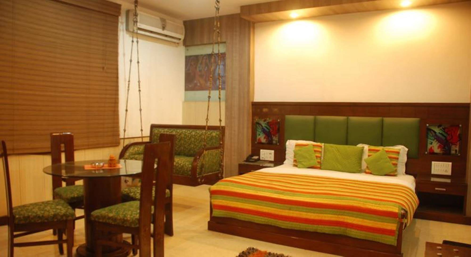 Hotel Baba Inn-By Rcg Hotels New Delhi Exterior photo